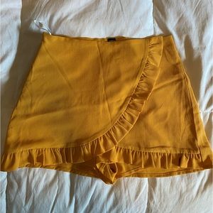 Shein Mustard yellow ruffle skort